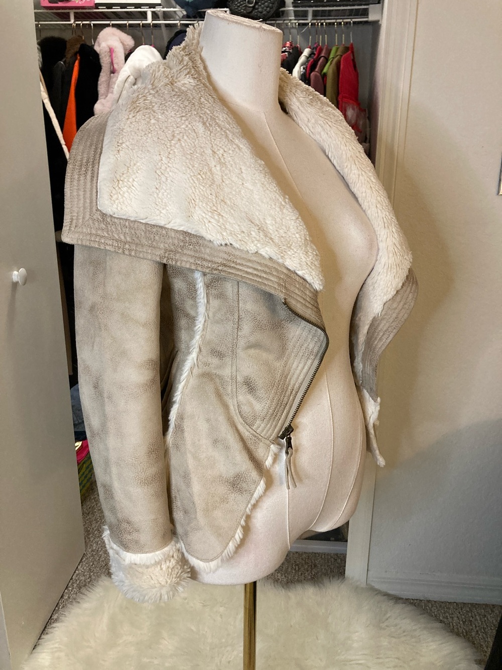 Guess Cream Faux Shearling Aviator Jacket